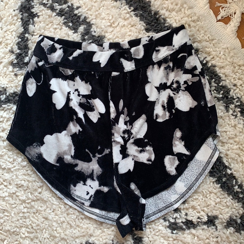 Rvca high waste shorts